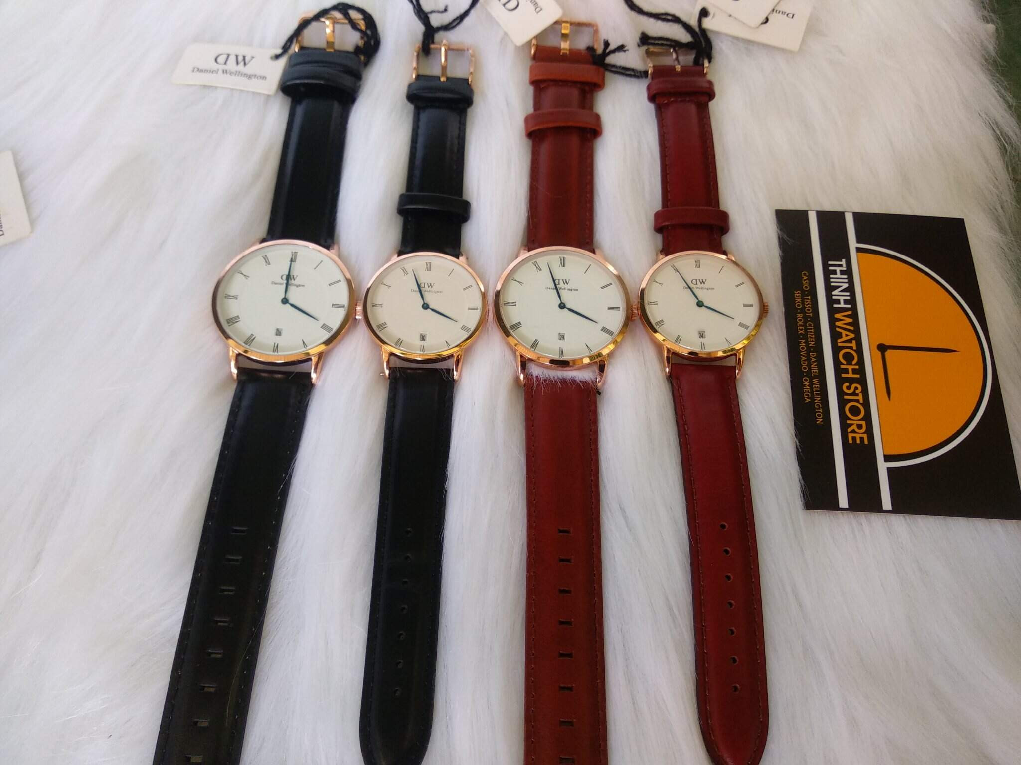 Mẫu đồng hồ Daniel Wellington nữ tính mặt trắng tại Bình Dương