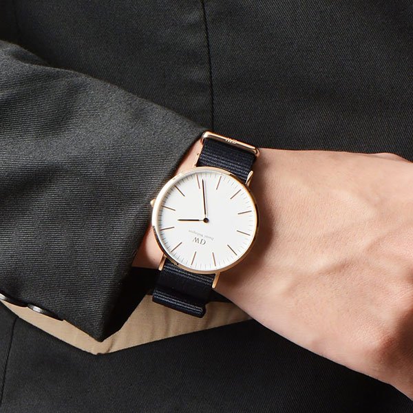 Đồng Hồ DW Classic Cornwall: Biểu Tượng Của Phong Cách Tối Giản Và Tinh Tế
