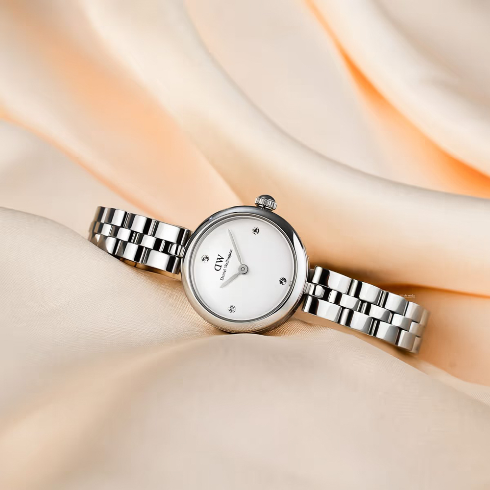 Bảo quản đồng hồ Daniel Wellington: Hướng dẫn chi tiết để luôn bền đẹp