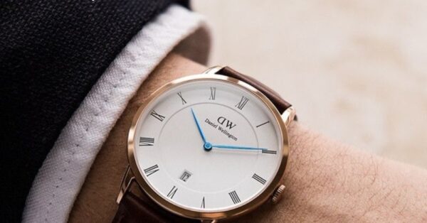 Đánh Giá Đồng Hồ DW Dapper: Nét Cổ Điển Tinh Tế Hay Lỗi Thời?