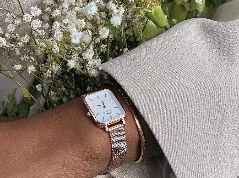 Mua Đồng Hồ Daniel Wellington (DW) Trả Góp: Giải Pháp Tài Chính Thông Minh Cho Phong Cách Của Bạn