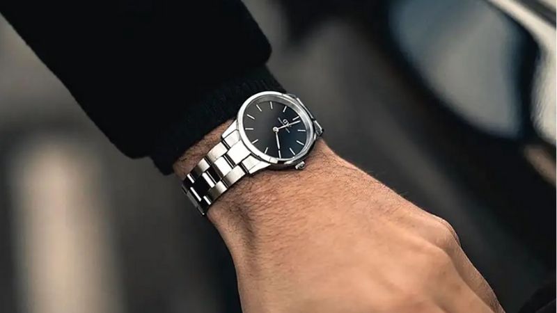 Đồng Hồ DW Nam Không Có Dây Kim Loại: Tinh Tế, Đa Dụng Và Đẳng Cấp