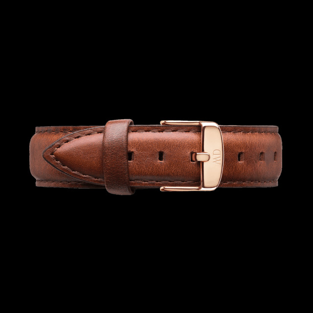 Đồng hồ Daniel Wellington DW00100124 với hộp đựng sang trọng và phụ kiện đi kèm