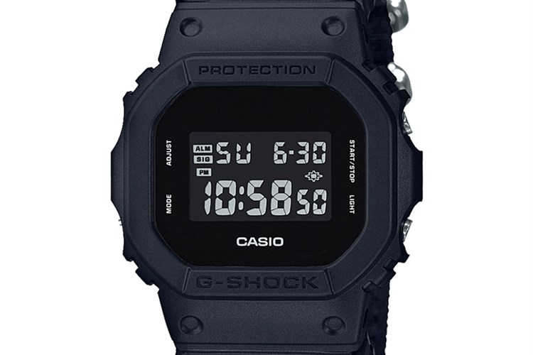 Mua Đồng Hồ G-Shock DW-5600BBN: Cẩm Nang Từ A Đến Z Để Sở Hữu Vẻ Đẹp Bền Bỉ, Cá Tính Mua Đồng Hồ G-Shock DW-5600BBN: Cẩm Nang Từ A Đến Z Để Sở Hữu Vẻ Đẹp Bền Bỉ, Cá Tính