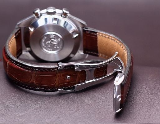 Khóa Đồng Hồ Daniel Wellington Nữ: Chi Tiết Nhỏ Tạo Nên Sự Thanh Lịch Hoàn Hảo