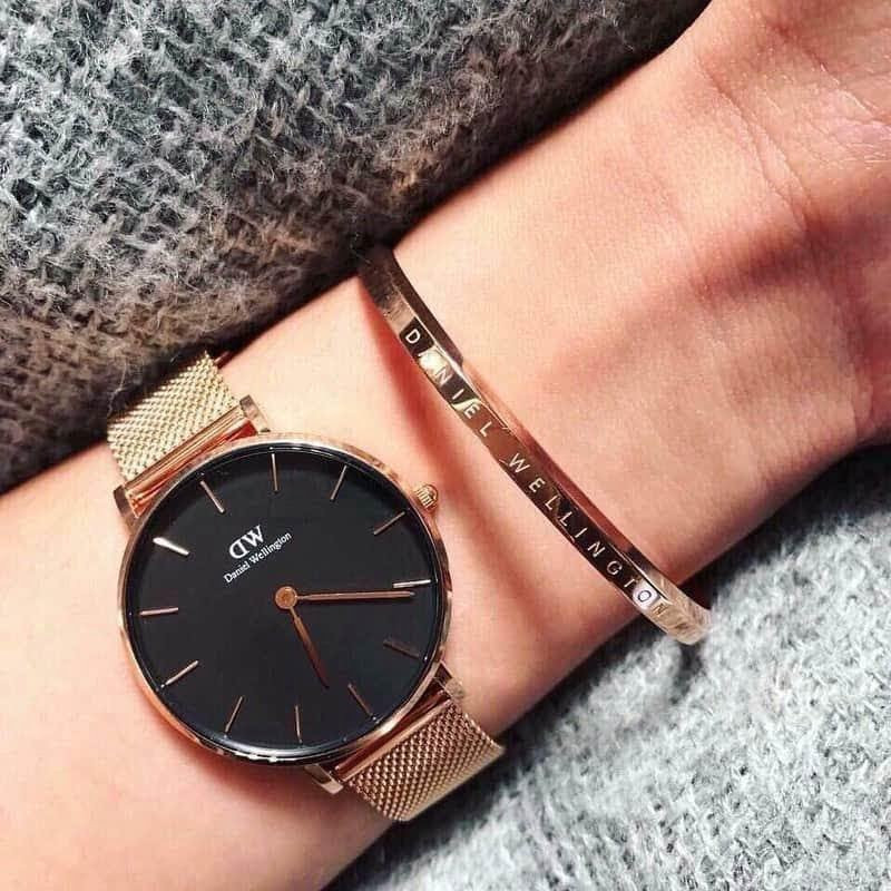 Phân biệt đồng hồ Daniel Wellington chính hãng và hàng giả