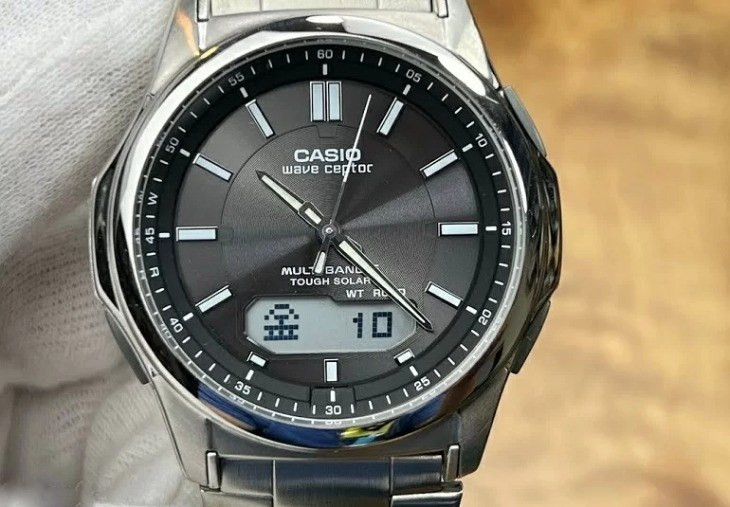 Lưu ý khi điều chỉnh và sử dụng đồng hồ Casio Tough Solar