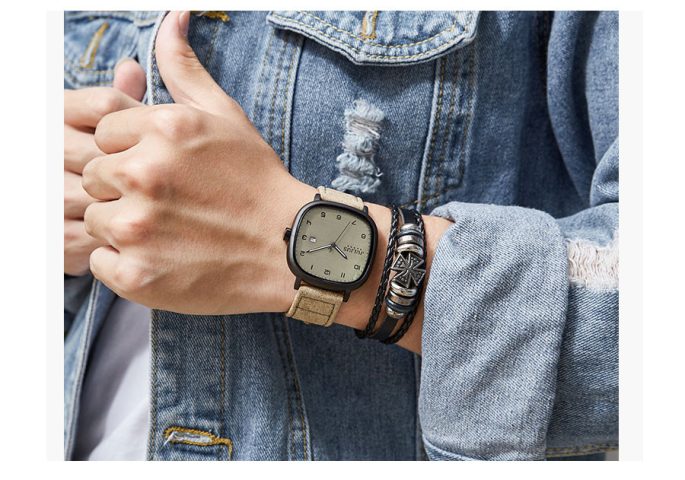 Thiết kế mặt vuông độc đáo của đồng hồ Julius nam