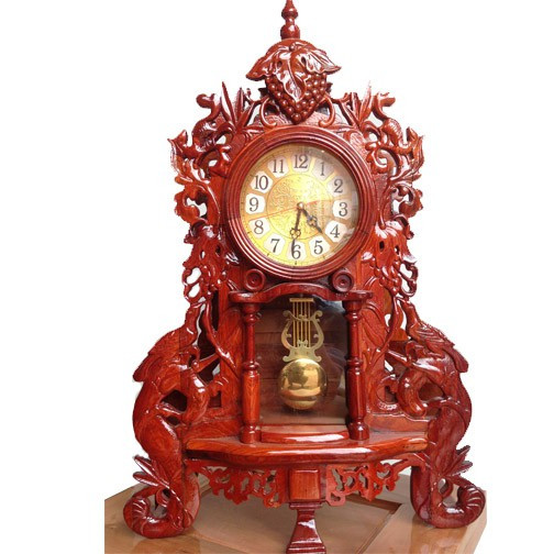 Đồng hồ để bàn gỗ hương, mang đến sự ấm cúng cho không gian sống