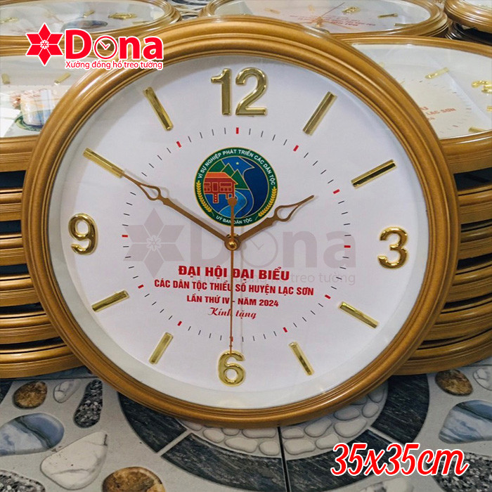 Đồng hồ treo tường 35cm với vành nhũ đồng tinh xảo