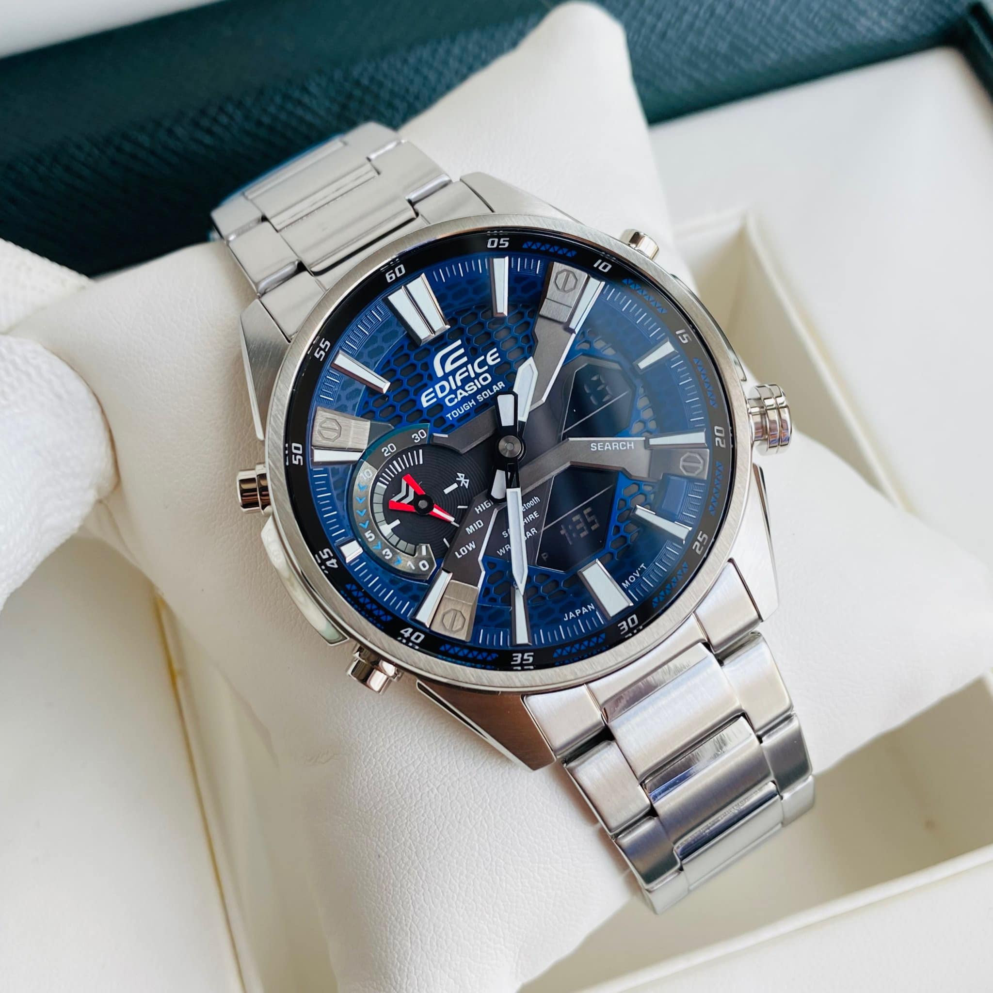 Casio Edifice ECB-S100D: Đồng hồ Sapphire siêu mỏng tích hợp Bluetooth