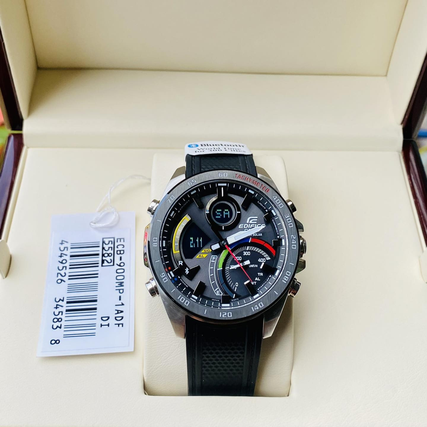 Casio Edifice ECB-900MP-1A: Đồng hồ Sapphire kết hợp công nghệ thể thao