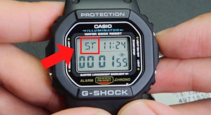 Chuyển đổi chế độ Stopwatch trên G-Shock, một trong các tính năng của đồng hồ G-Shock phục vụ thể thao.