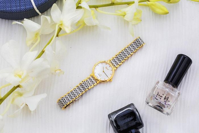Đồng hồ Ogival Ultra Thin siêu mỏng, phụ kiện thanh lịch cho quý cô công sở.