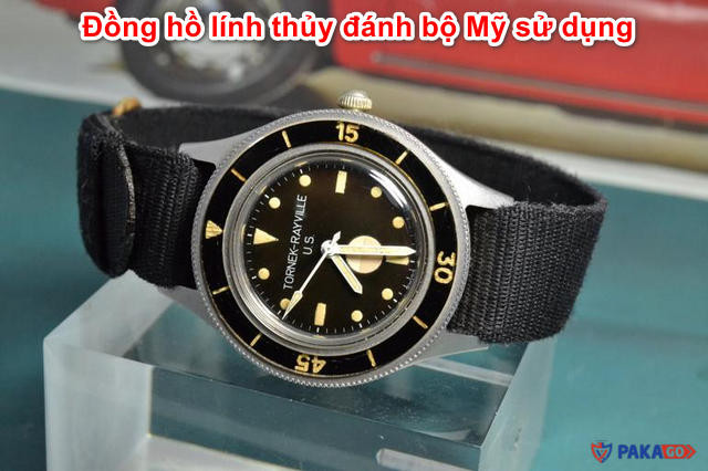 Mẫu đồng hồ lặn quân đội Tornek-Rayville TR 900 của lính thủy đánh bộ Mỹ