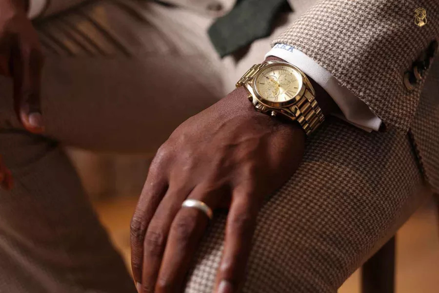 mẫu đồng hồ Michael Kors chính hãng thuộc bộ sưu tập Lexington unisex