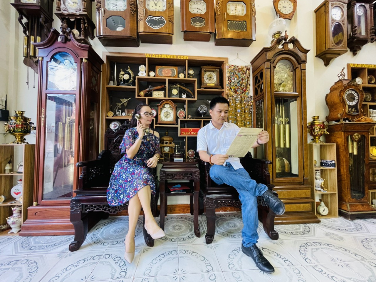 Dịch vụ phân phối đồng hồ uy tín tại VUANHWATCH, đáp ứng nhu cầu mua sắm của khách hàng tìm hiểu đồng hồ nên mua ở đâu.