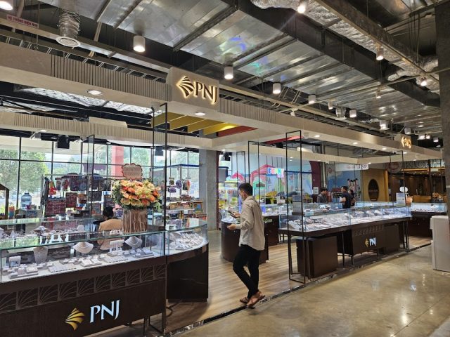 Cửa hàng đồng hồ tại Buôn Ma Thuột: Hướng dẫn tìm kiếm địa chỉ uy tín và chất lượng