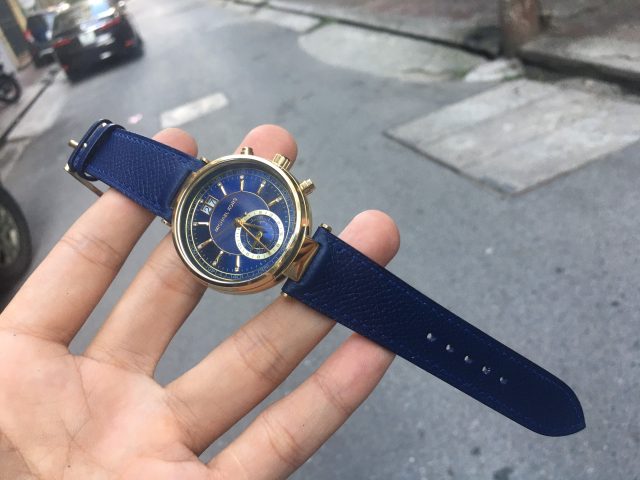 Dây Đồng Hồ Michael Kors Nữ: Nâng Tầm Phong Cách & Cá Tính Của Bạn