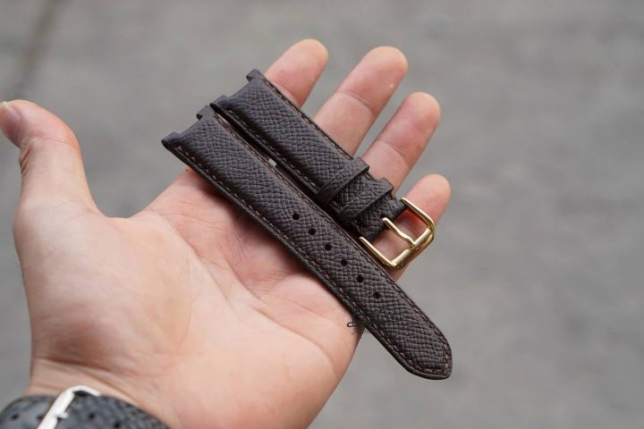 Đồng Hồ Gucci Dây Da Nam: Biểu Tượng Phong Cách và Đẳng Cấp Thời Thượng