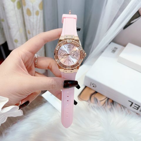 Đồng hồ Guess nữ chính hãng: Biểu tượng phong cách và sự tinh tế