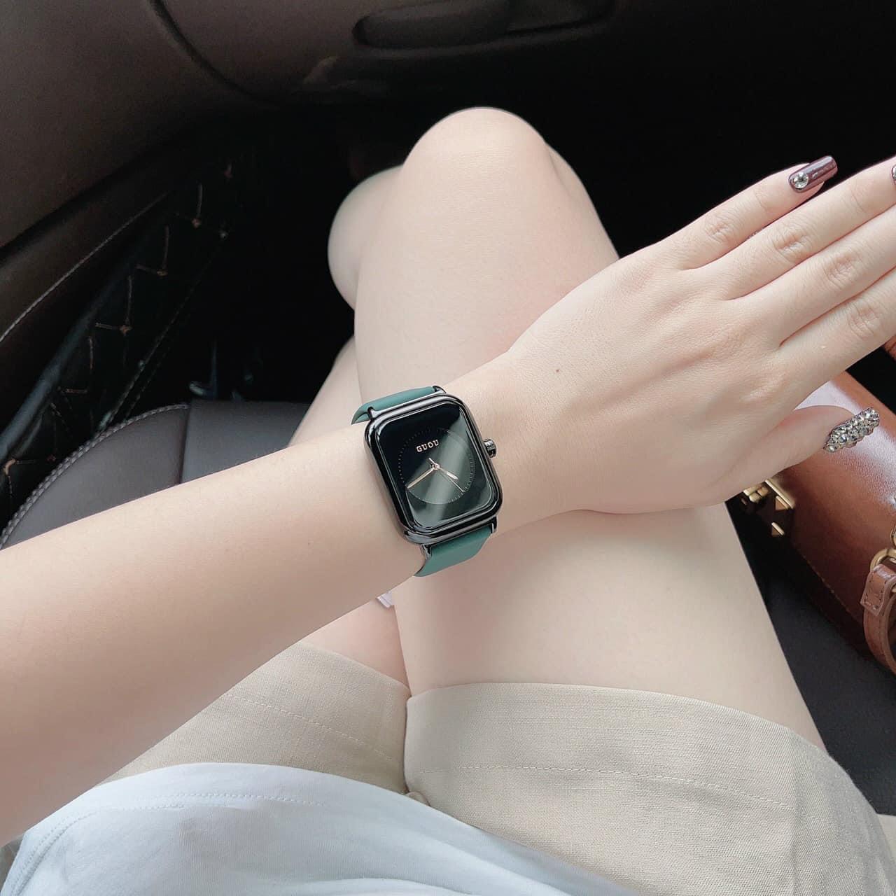 Đồng hồ Apple Watch nữ màu hồng: Biểu tượng của sự Tinh Tế và Phong Cách Hiện Đại