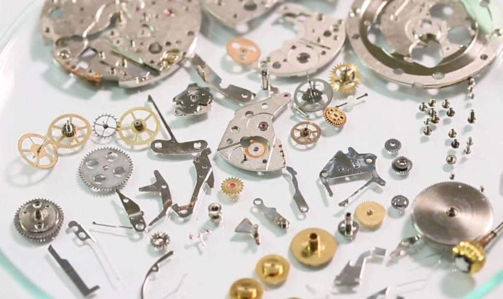 Linh Kiện Đồng Hồ Đeo Tay: Khám Phá Vũ Trụ Cơ Khí Tinh Xảo Trên Cổ Tay Bạn