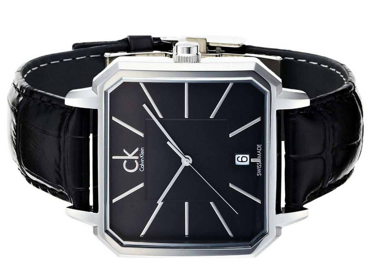 Giá Đồng Hồ Calvin Klein Swiss Made: Khám Phá Chất Lượng & Phân Khúc Giá Chi Tiết Đồng hồ Calvin Klein Swiss Made với dấu ấn "Swiss Made" trên mặt số, biểu tượng chất lượng Thụy Sĩ.