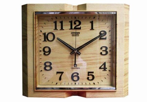 Vẻ đẹp độc đáo của đồng hồ treo tường Citizen kim trôi T1104
