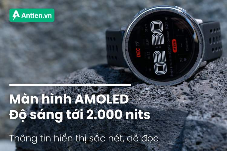 Đồng hồ thông minh Active 2 hiển thị màn hình AMOLED sáng rõ, thể hiện thông tin sắc nét