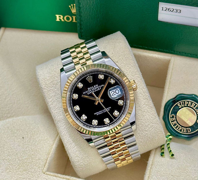 Mẫu Rolex Oyster Perpetual Datejust Ref.126233, đại diện cho phân khúc giá