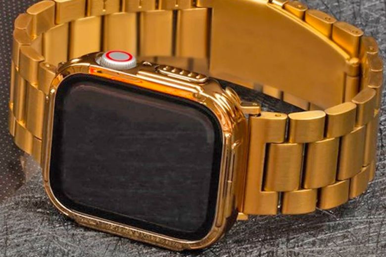 Apple Watch Standard với vật liệu hợp kim nhôm chống rỉ và kính sapphire