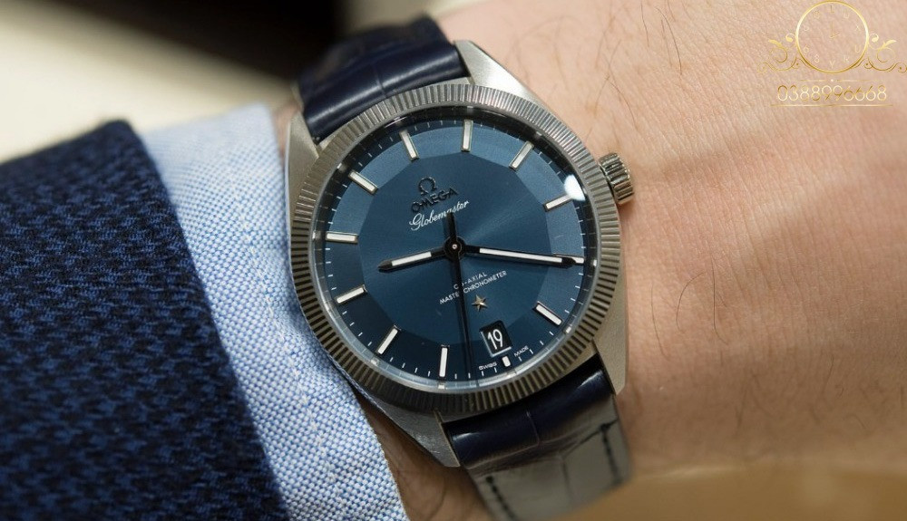Omega Constellation Globemaster 130.33.39.21.03.001 với thiết kế cổ điển và bộ máy hiệu suất cao