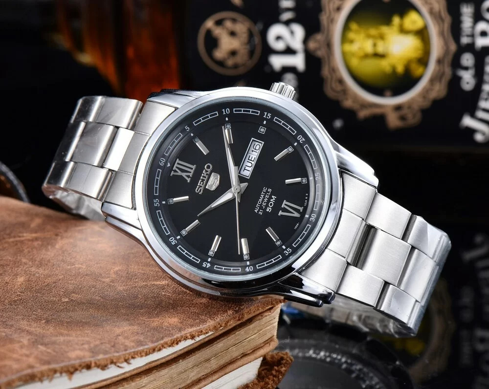 Kiểm tra bộ máy và vỏ đồng hồ Seiko 5 Automatic