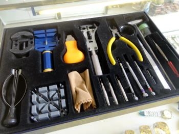 Bộ Dụng Cụ Sửa Đồng Hồ Tốt Nhất: Hướng Dẫn Toàn Diện Từ A-Z