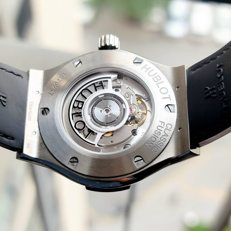 Bảo dưỡng bộ máy góp phần tạo nên giá trị bền vững của đồng hồ Hublot có gì đặc biệt
