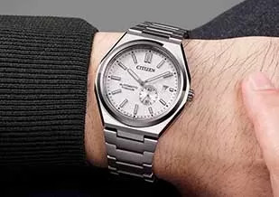 Đồng Hồ Citizen Super Titanium dây kim loại