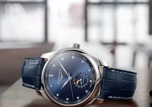 Đồng hồ Longines Master Collection dây kim loại tinh xảo