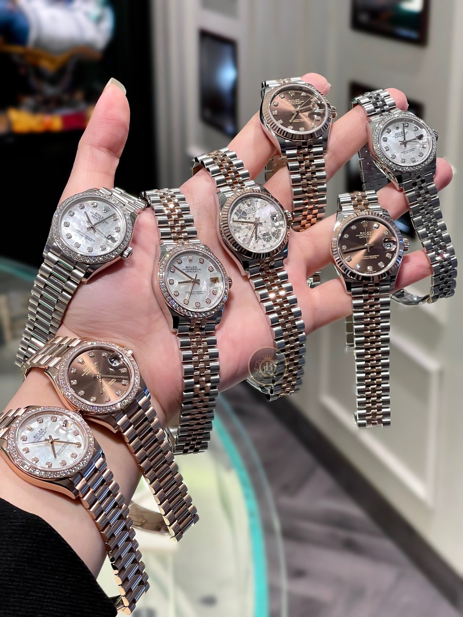 Hình ảnh tổng quan về thương hiệu đồng hồ Rolex xa xỉ, đẳng cấp tại các đại lý lớn