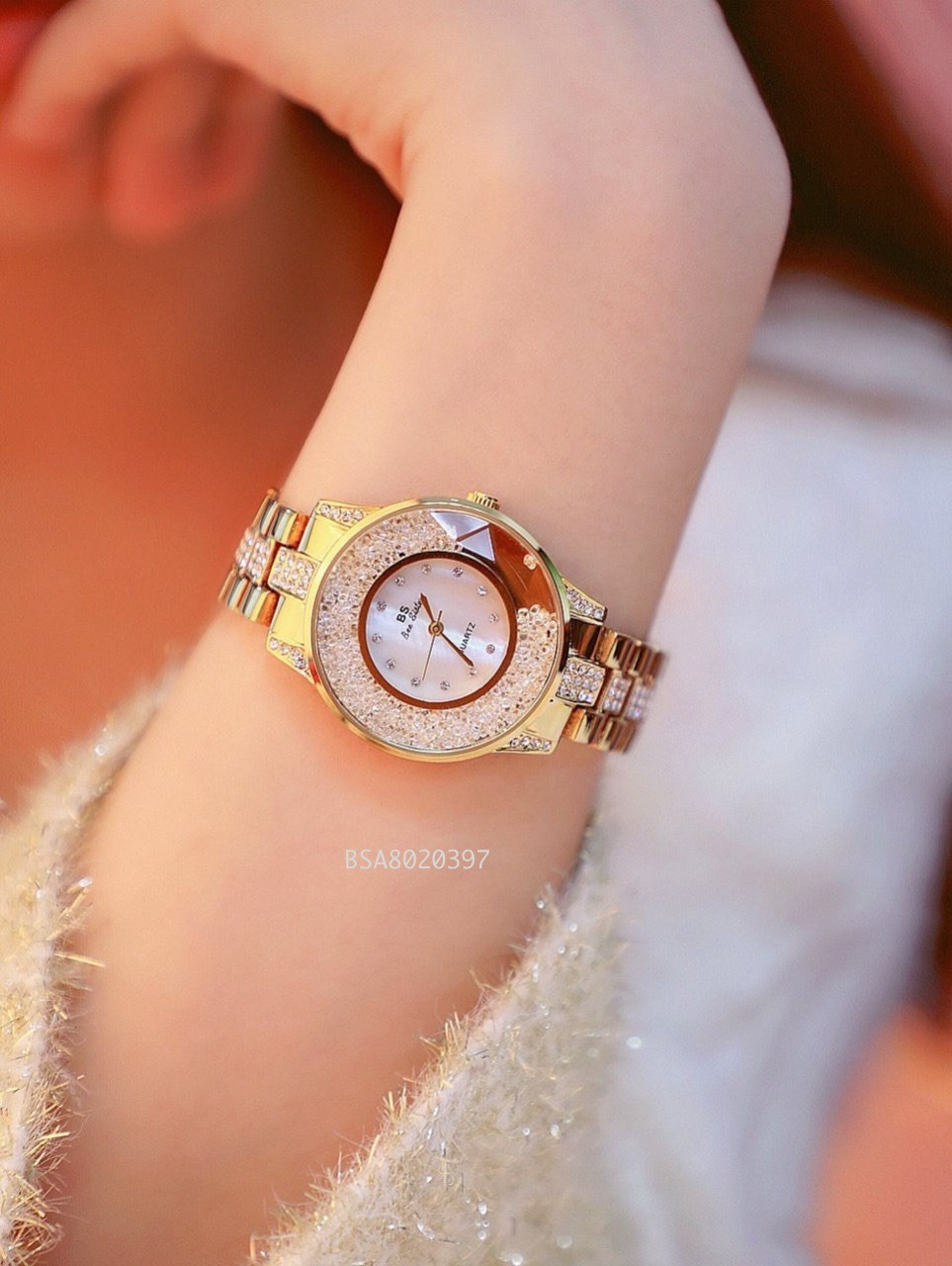 Đồng hồ Bee Sister nữ hạt đá thủy tinh xoay màu vàng đeo tay