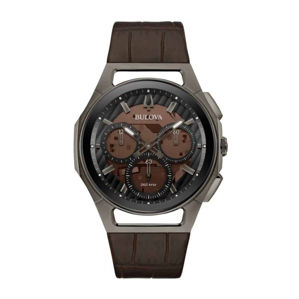 Đồng hồ Bulova Curv với mặt kính cong độc đáo và tính năng Chronograph, một mẫu đặc trưng của Bulova