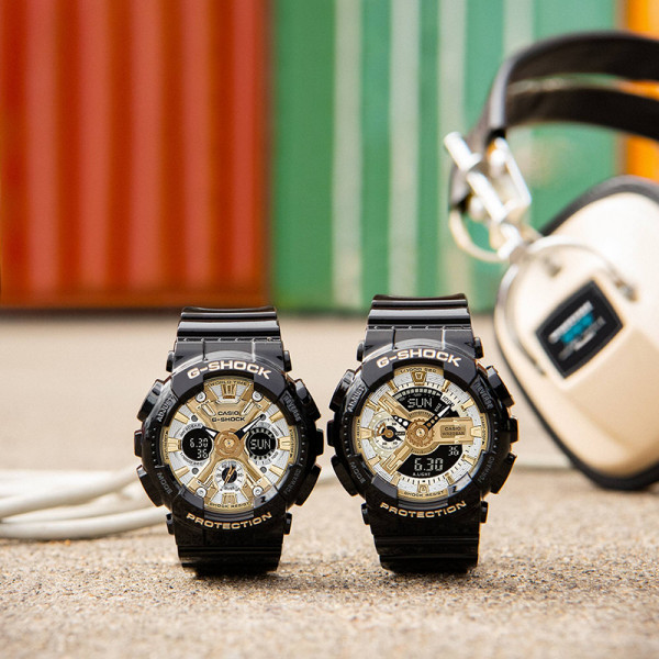Đồng hồ Casio G-Shock GMA-S120GB-1ADR màu đen viền vàng, thể hiện cá tính độc đáo của đồng hồ Casio