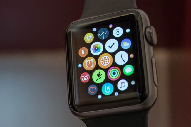 Giao diện hiển thị các chức năng chính trên đồng hồ Apple Watch Series 1 cũ, bao gồm ứng dụng và thông báo.
