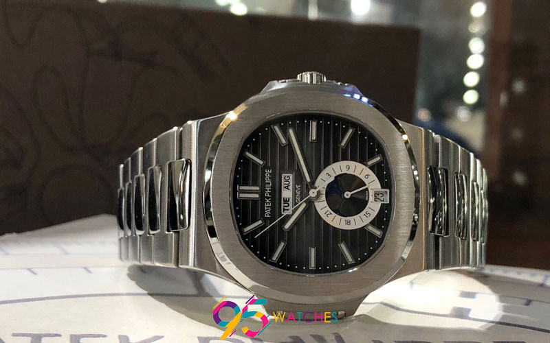 Lưu ý quan trọng khi cách chỉnh giờ đồng hồ Patek Philippe Replica