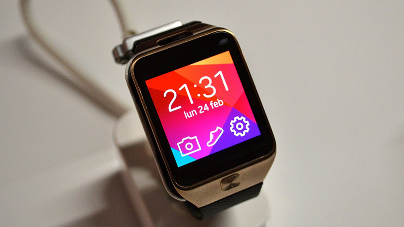 Thay đổi hình nền đồng hồ Samsung Gear 2 Neo qua ứng dụng
