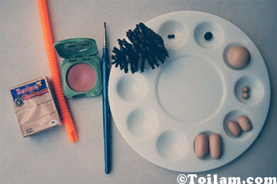 Cách làm sáng mặt đồng hồ: Vật liệu để tạo hình, tương tự như các dụng cụ làm sạch