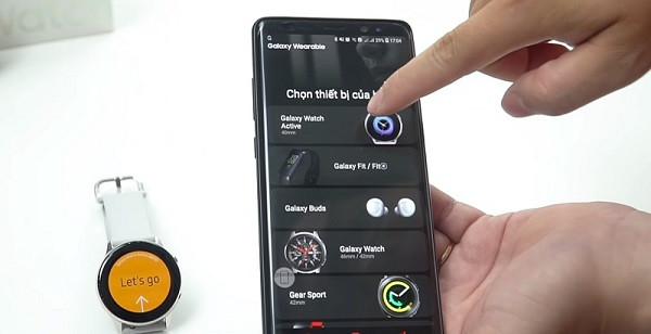 Sử dụng đồng hồ thông minh Samsung Galaxy Watch Active 2