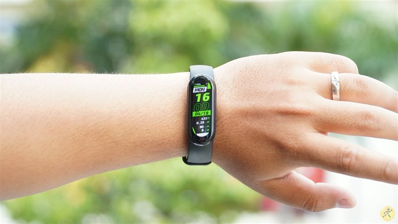 Giao diện ứng dụng Mi Fit để bỏ ghép nối và reset đồng hồ Xiaomi