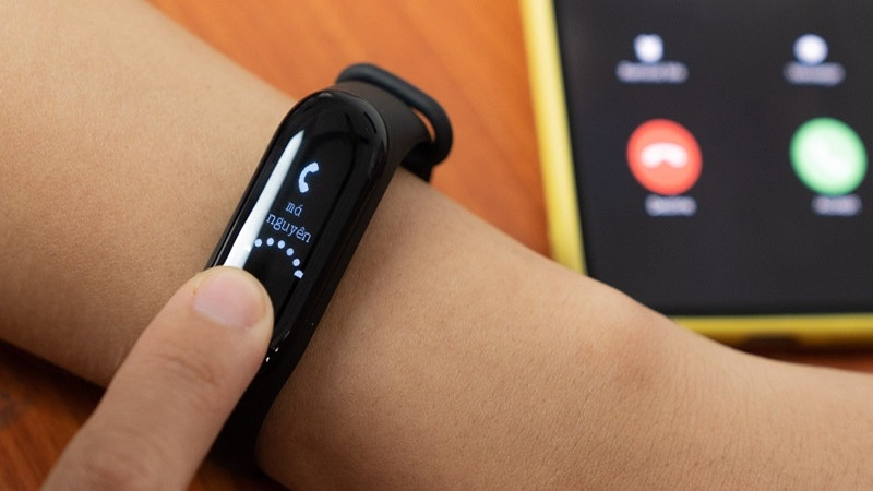 Cài đặt ngôn ngữ trên đồng hồ Xiaomi Mi Band 3 qua ứng dụng Mi Fit
