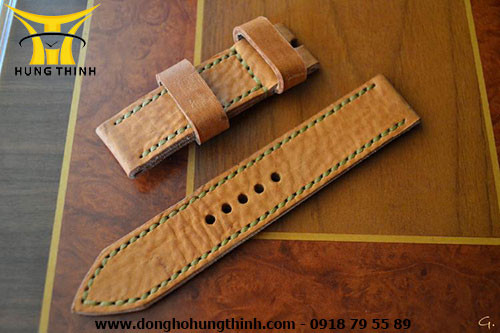 Đồng hồ dây da tránh xa nguồn nhiệt mạnh, mẹo bảo quản để dây da đồng hồ bền lâu